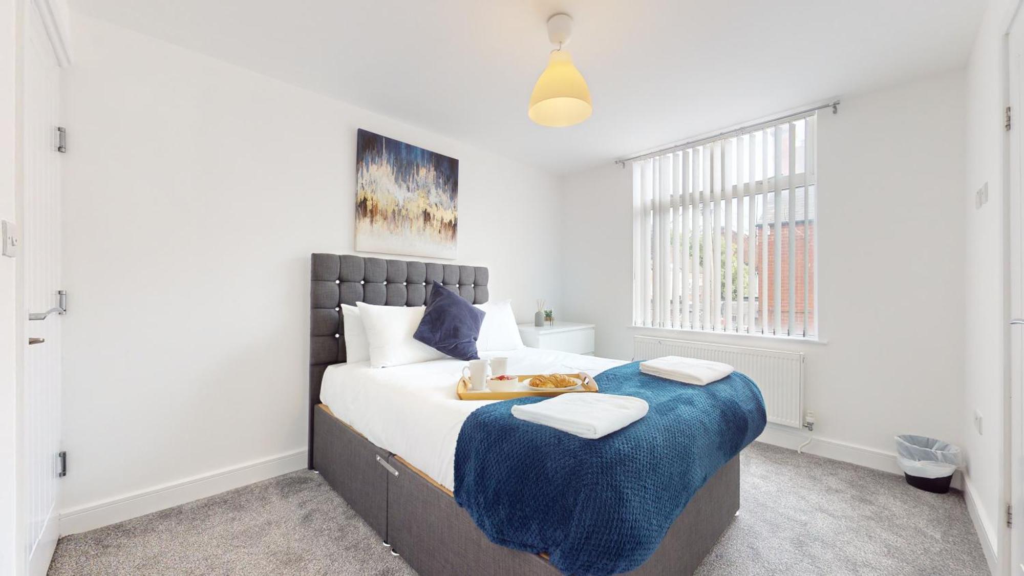 4bed And 4bath House Near Centre With Free Wifi Holiday home