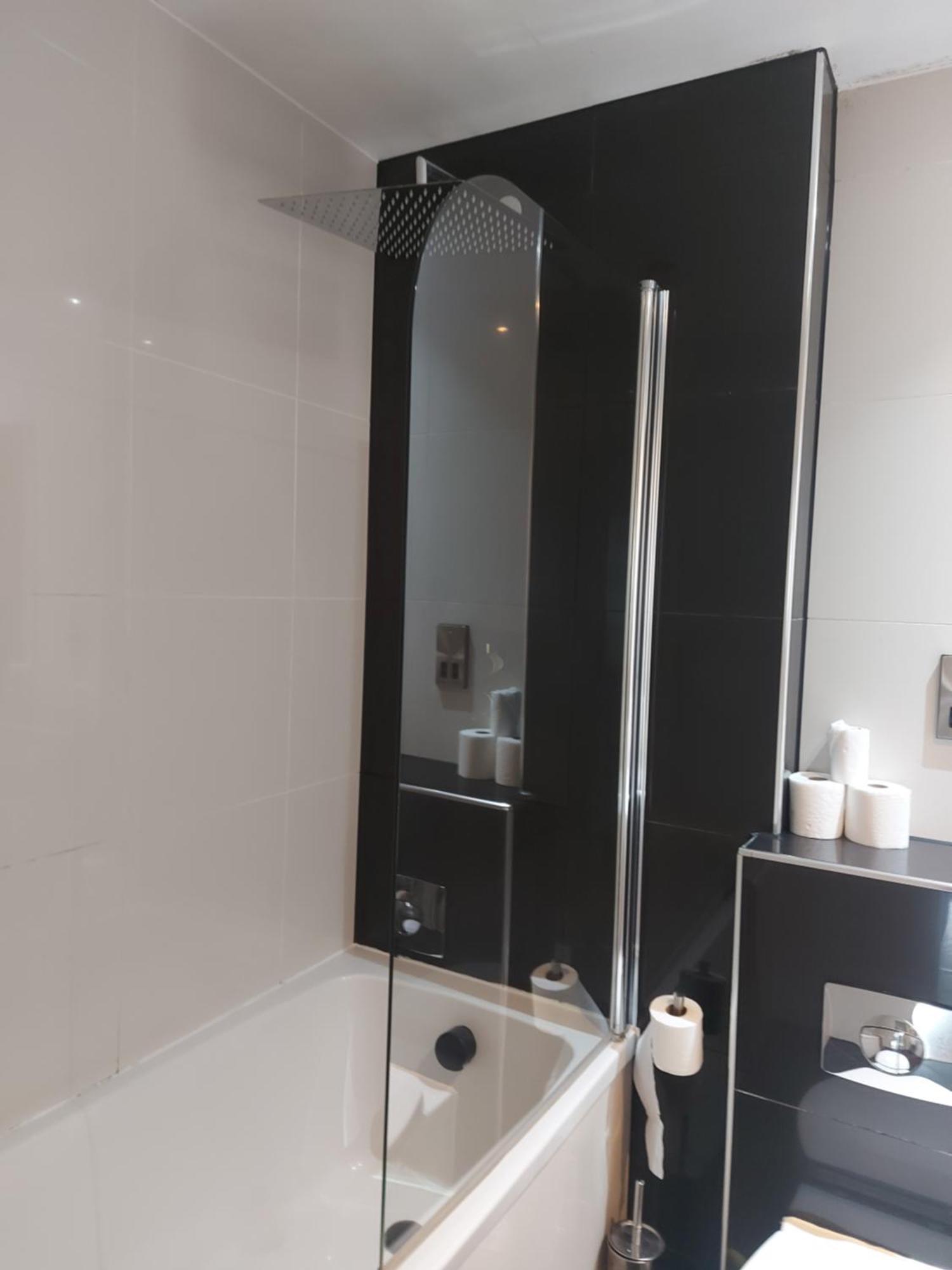 Apartment Spacious 2-bedroom Near Ponds Forge, Crucible Theatre And Universities