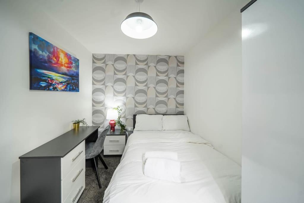 A Cozy Close To Centre Apartment