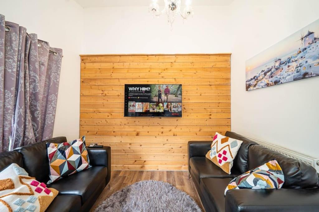 A Cozy Close To Centre Apartment