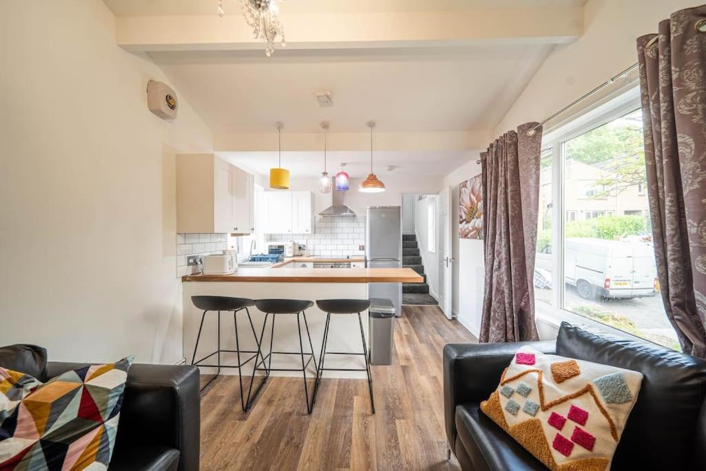 A Cozy Close To Centre * Sheffield