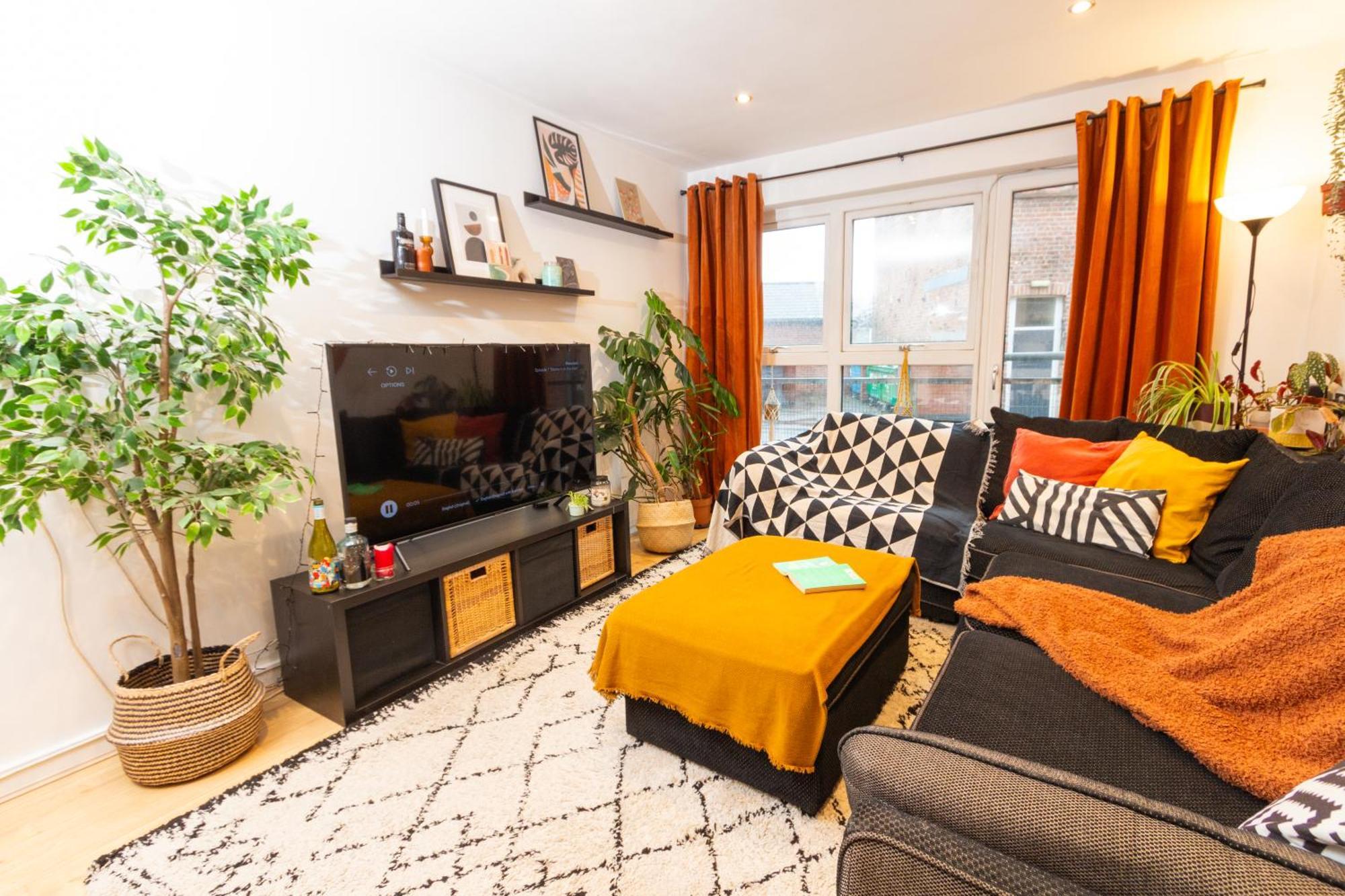 Modern Retreat - 2bd With Lush Greenery At * Sheffield