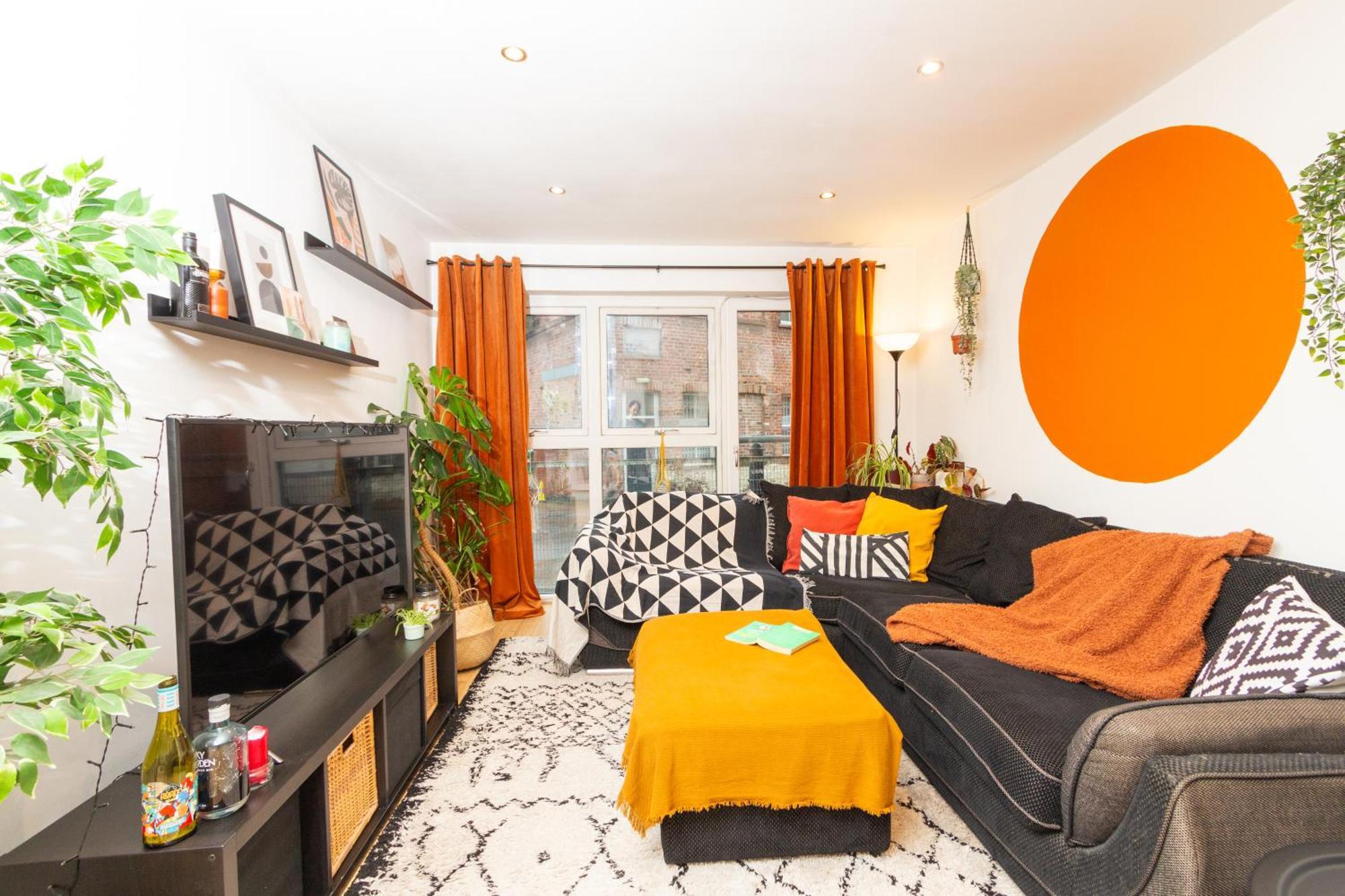 Apartment Modern Retreat - 2bd With Lush Greenery At