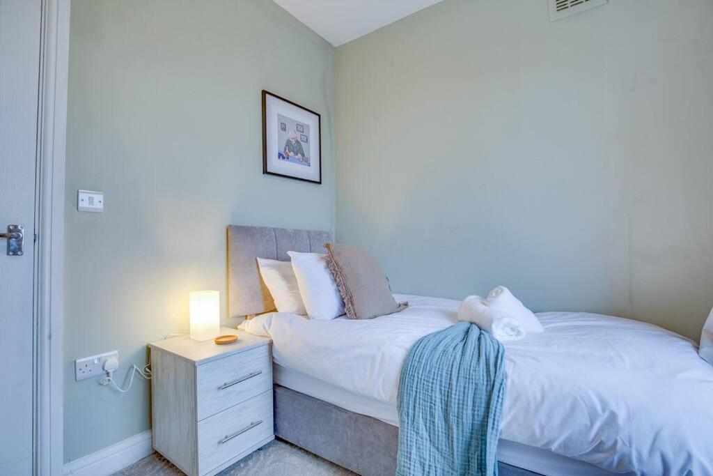 Holiday home New Spacious Comfort Ideal 3bedroom Hideaway Sheffield