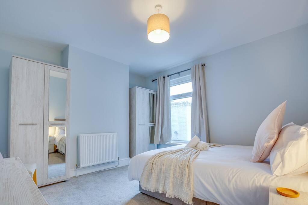 Holiday home New Spacious Comfort Ideal 3bedroom Hideaway *