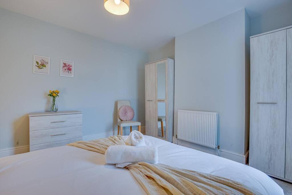 Holiday home New Spacious Comfort Ideal 3bedroom Hideaway Sheffield