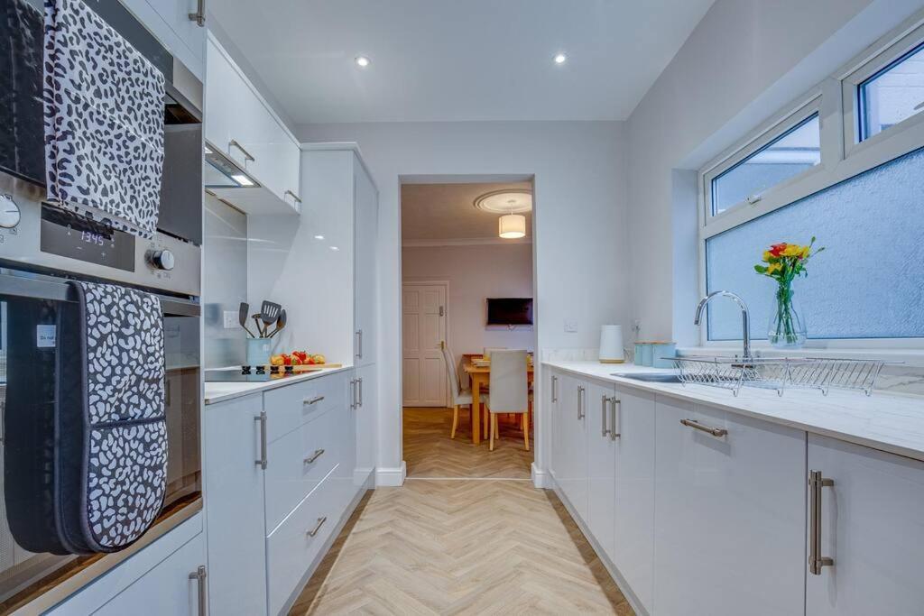New Spacious Comfort Ideal 3bedroom Hideaway *