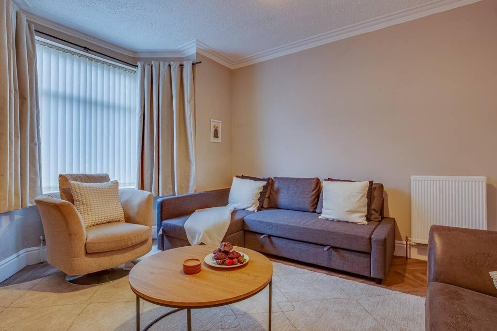New Spacious Comfort Ideal 3bedroom Hideaway