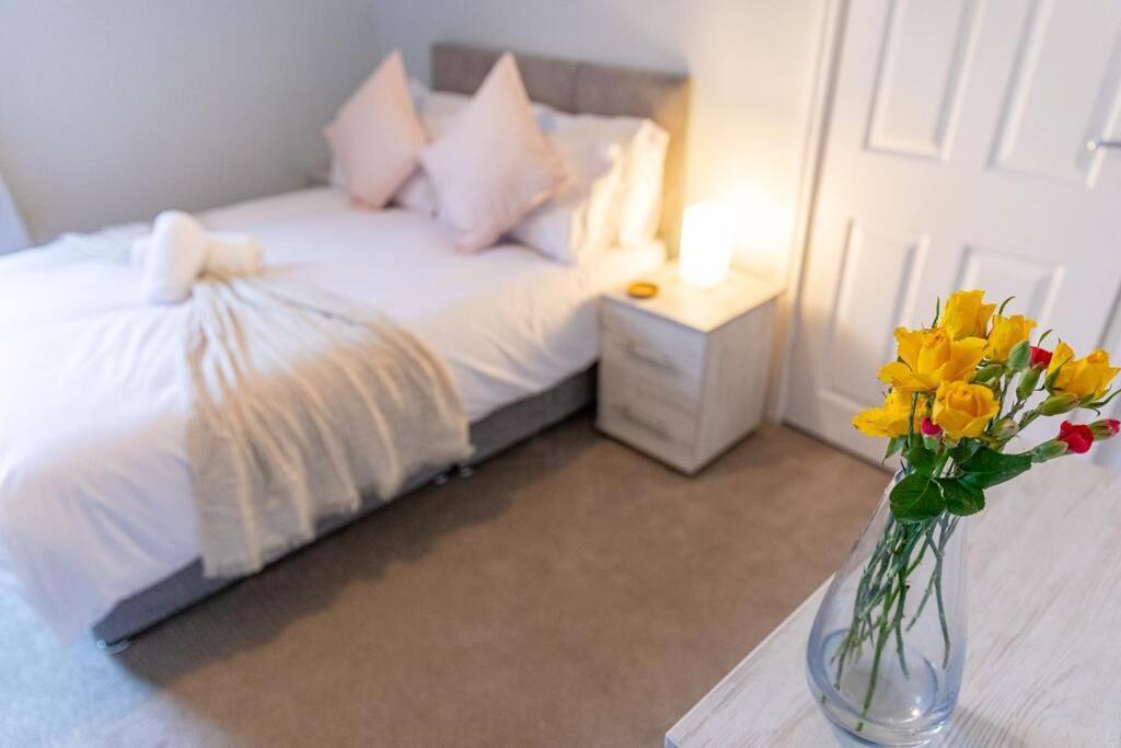 New Spacious Comfort Ideal 3bedroom Hideaway Holiday home