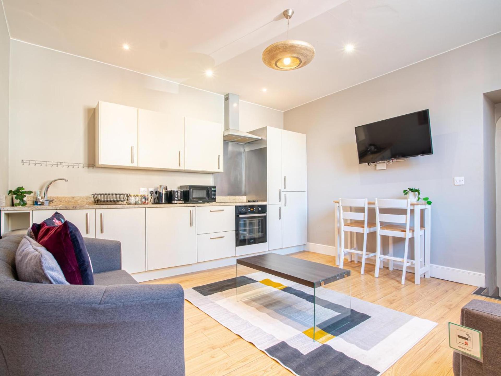 Holiday home Cozy Urban Retreat In *