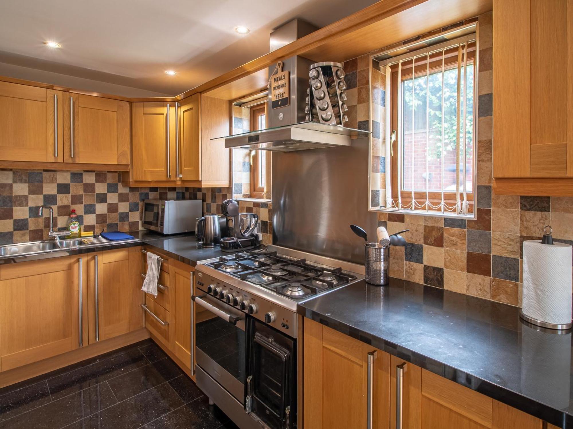 Luxurious With Stunning Views