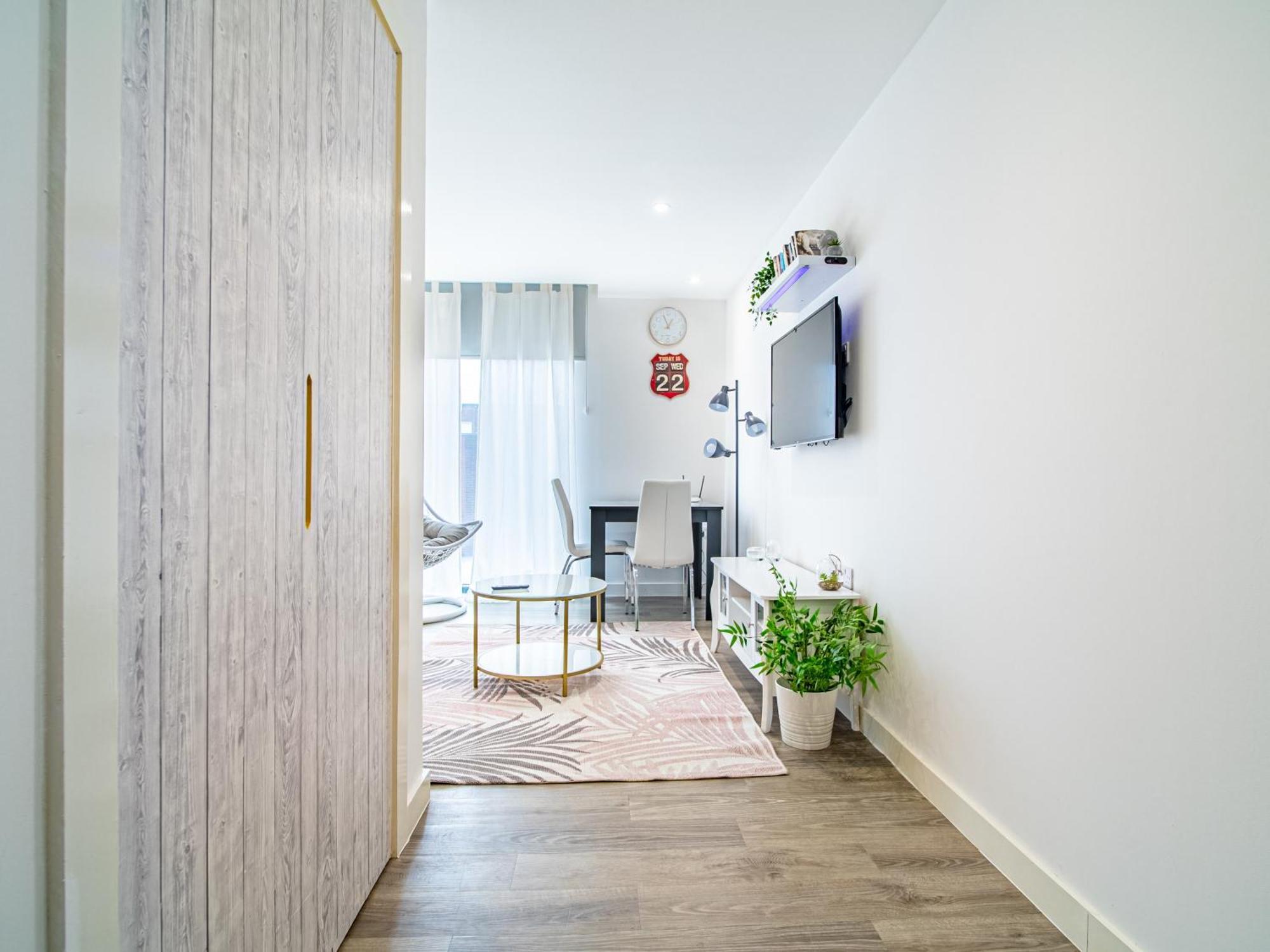Perfectly Located - Apartment *