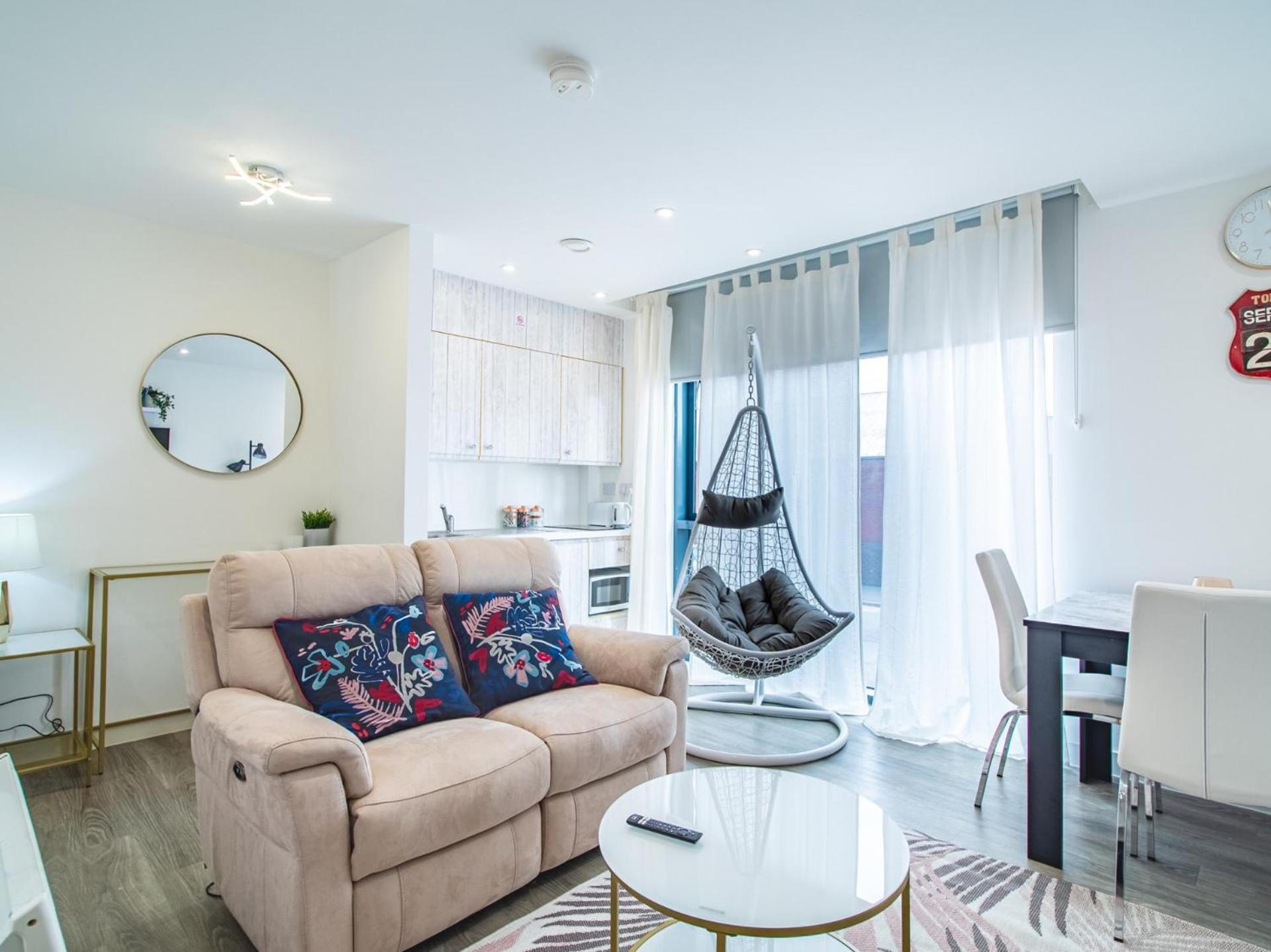 Perfectly Located - Apartment