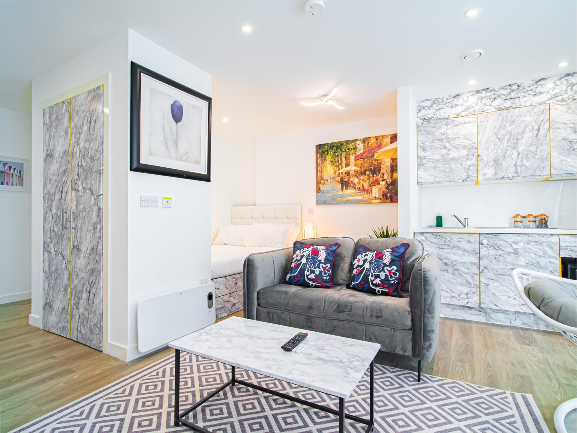 Avo - Modern Style & Great Location