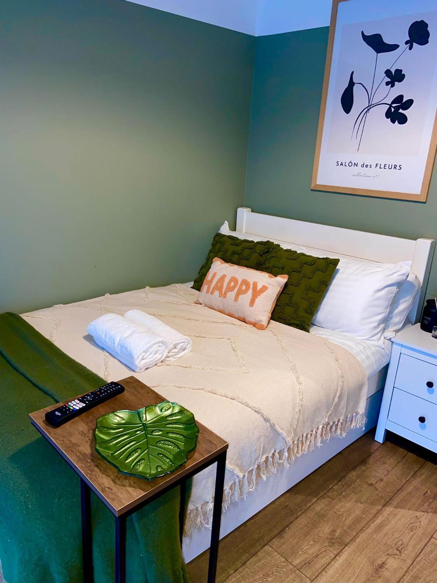 Angels - Blonk Street Luxury Apartment *