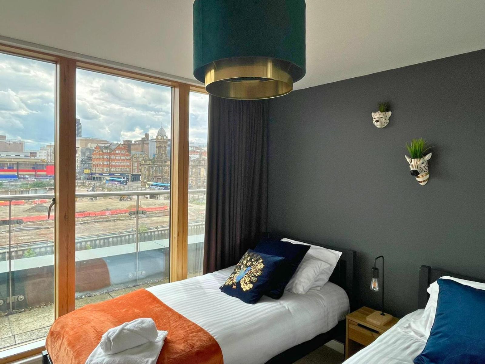 Angels - Blonk Street Luxury Apartment Sheffield