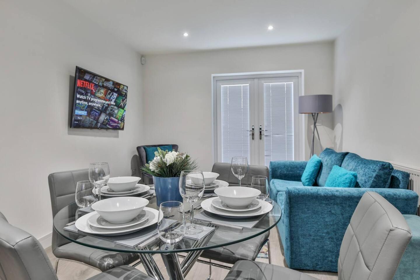 Magnificent, Renovated Whole House With Garden * Sheffield
