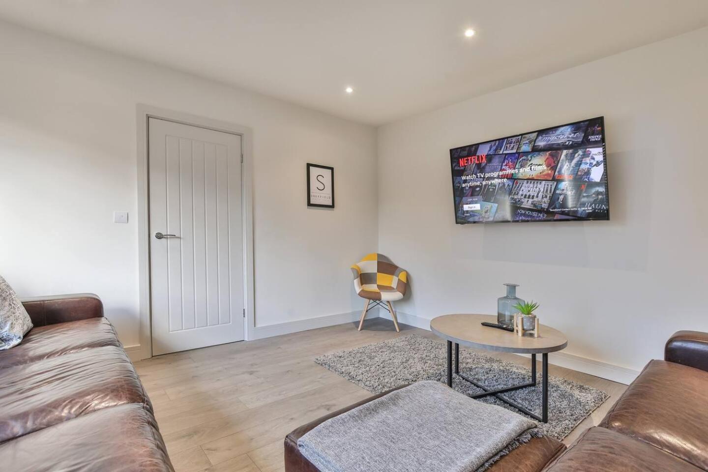 Casa de férias Modern, Cosy Whole House Wifi Close To Attractions *