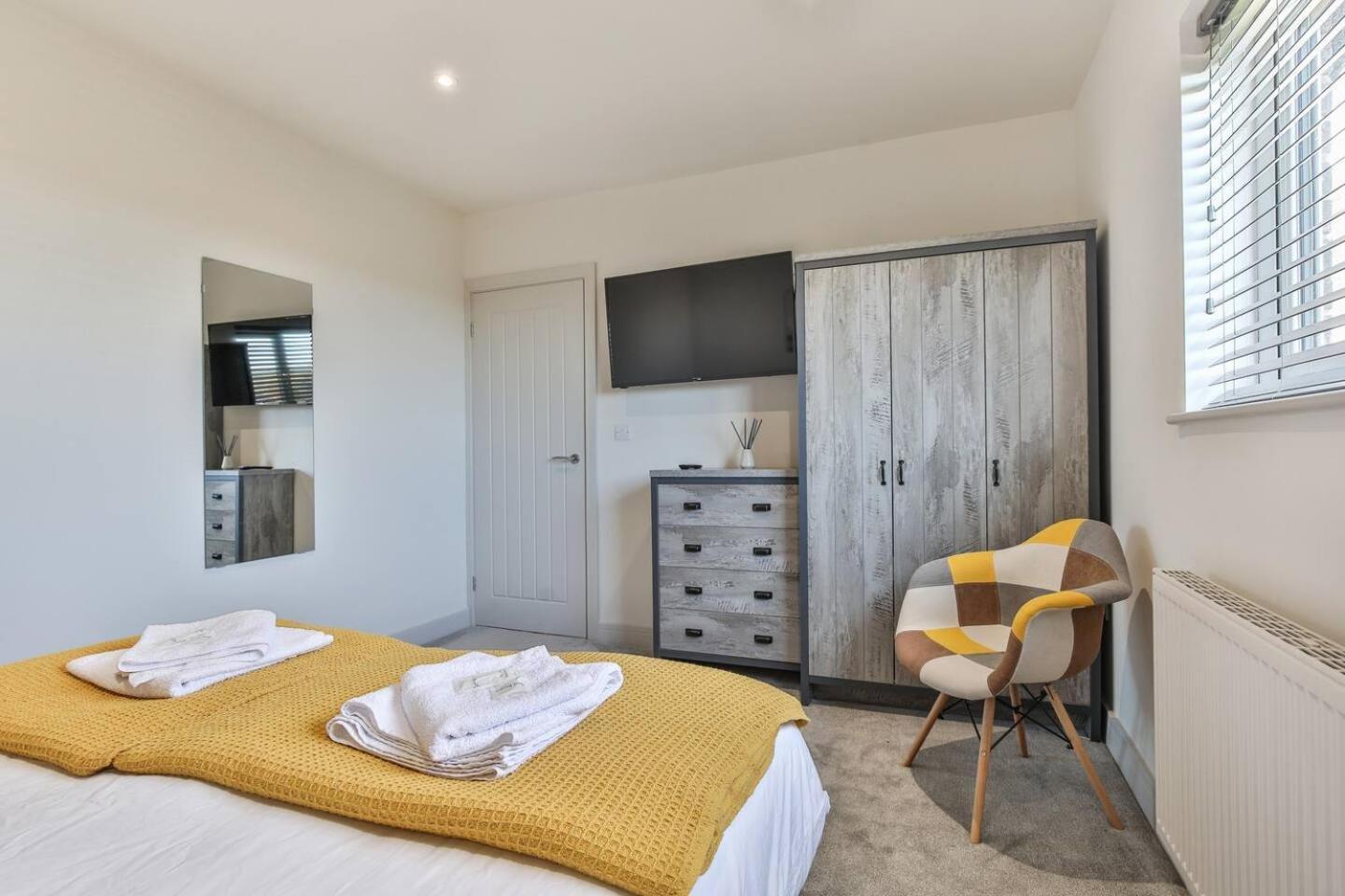 Modern, Cosy Whole House Wifi Close To Attractions Casa de férias *