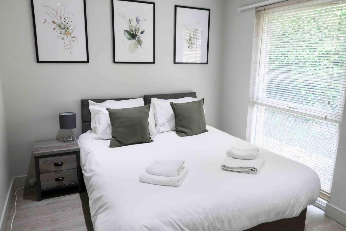 Casa de férias 3 Bedroom Close To Peak District With Garden