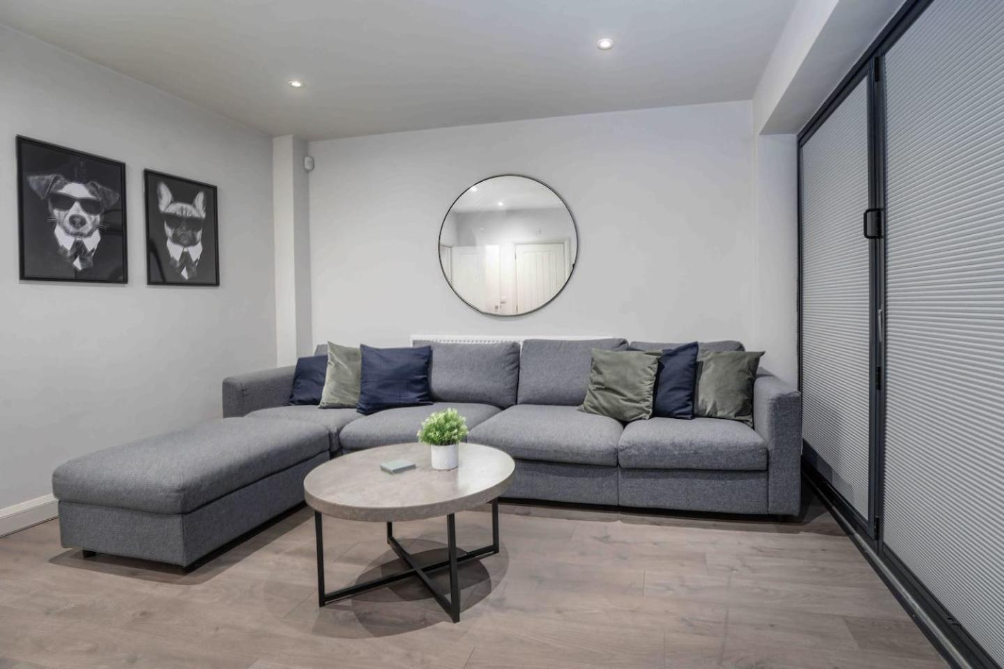 Superb, Newly Extended House Near Peak District * Sheffield