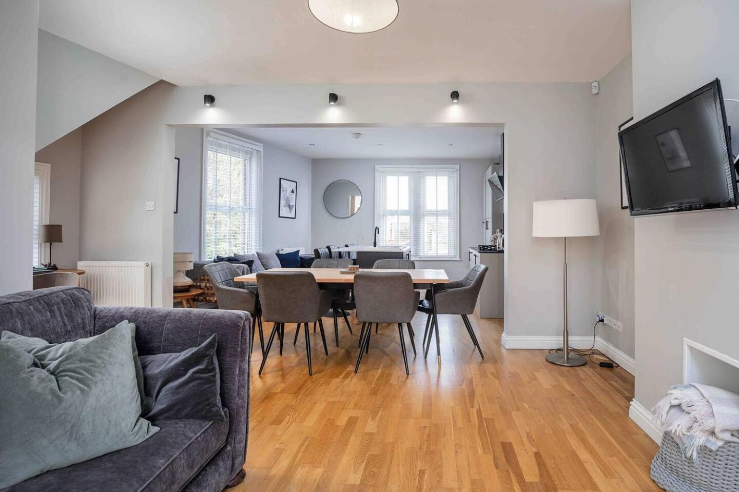 Apartamento Stylish & Spacious 3 Bed With Parking Sheffield