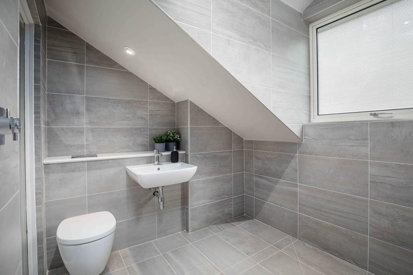 Spacious, High Spec & Modern Sheffield