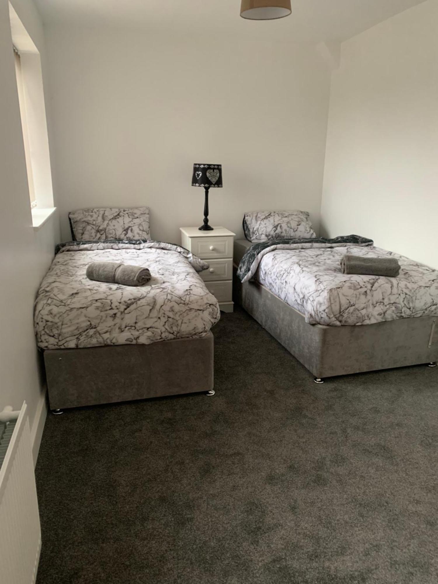 8 Bedroom Contractors House *