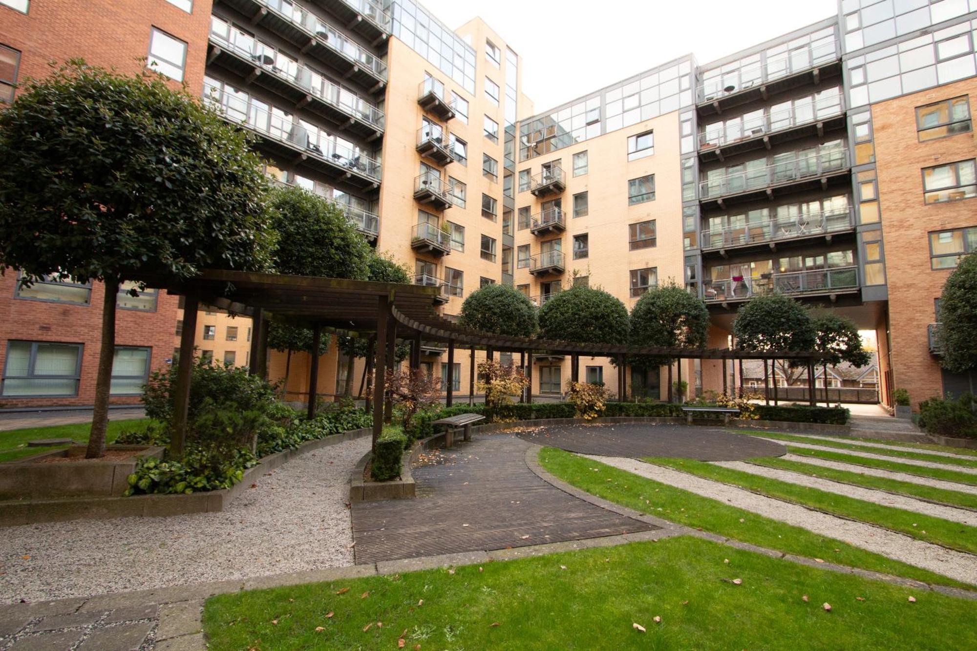 Apartment Cosy Escape - 1bed With Balcony