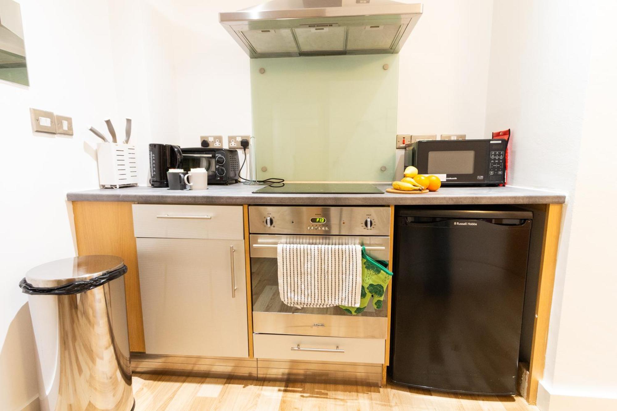 Cosy Escape - 1bed With Balcony *