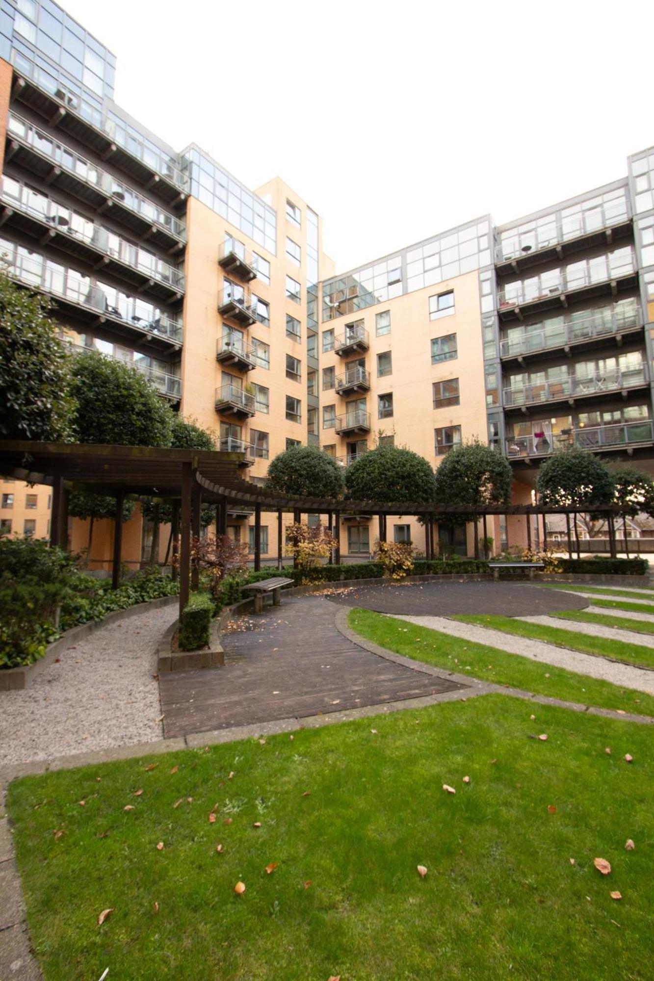 Cosy Escape - 1bed With Balcony * Sheffield