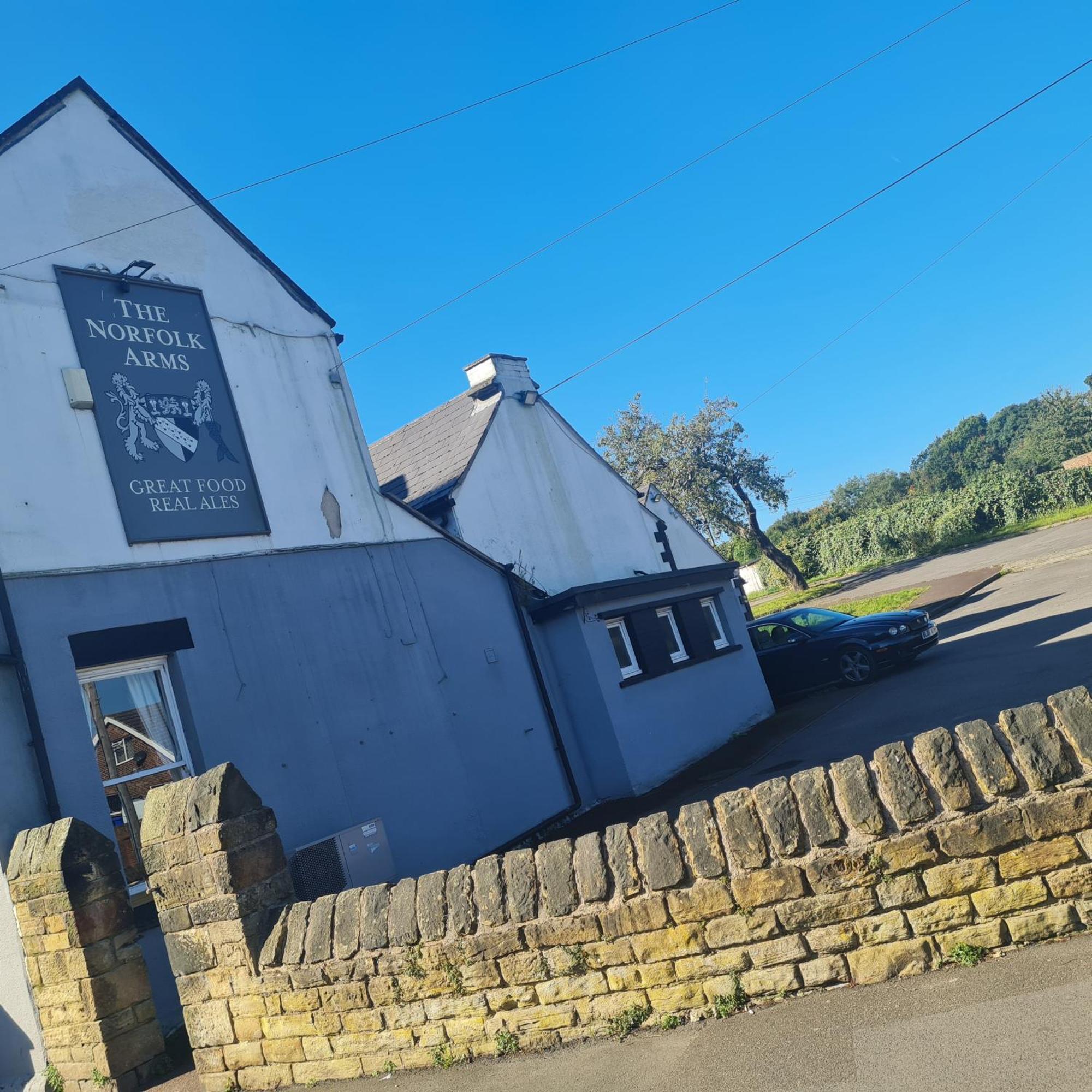 The Norfolk Arms Hotel *