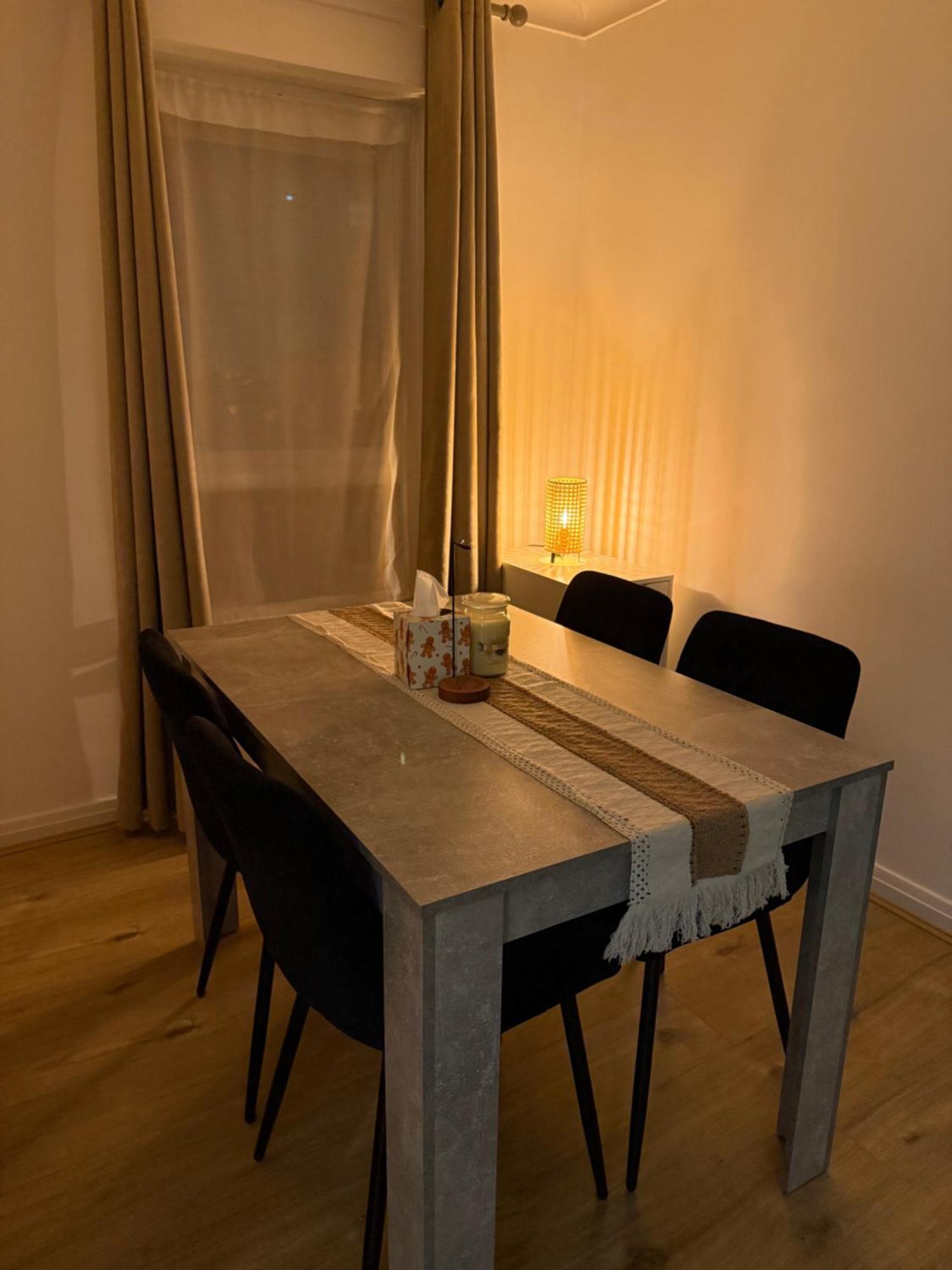 Wheel Chair Friendly, Centre, Northern General, Ps5, Workstation Apartment *