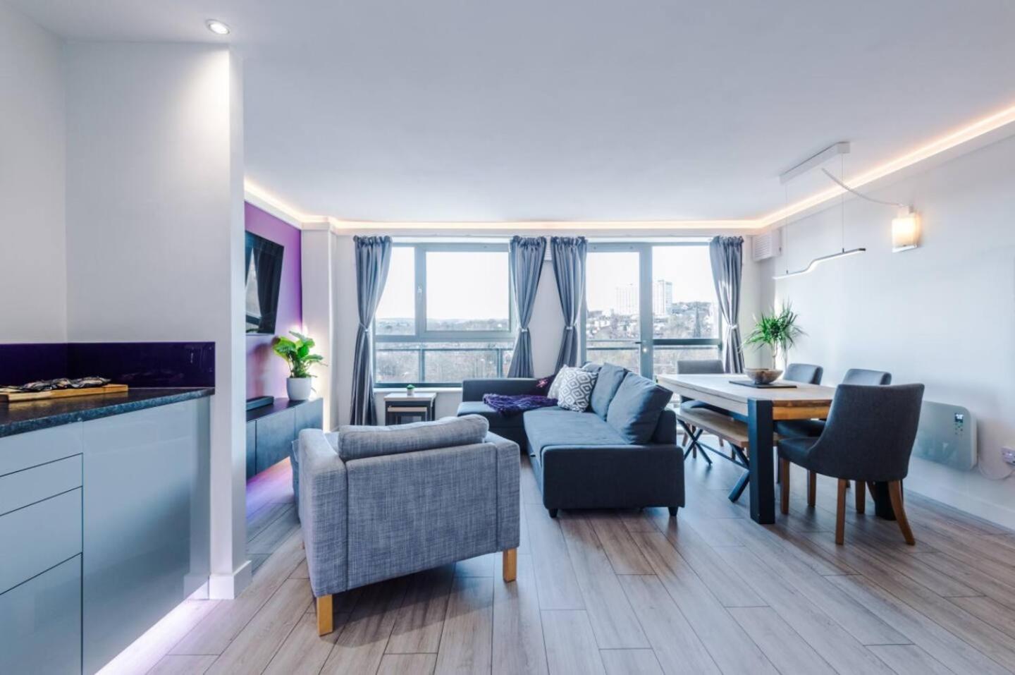 High-spec Penthouse Free Parking Space Sheffield