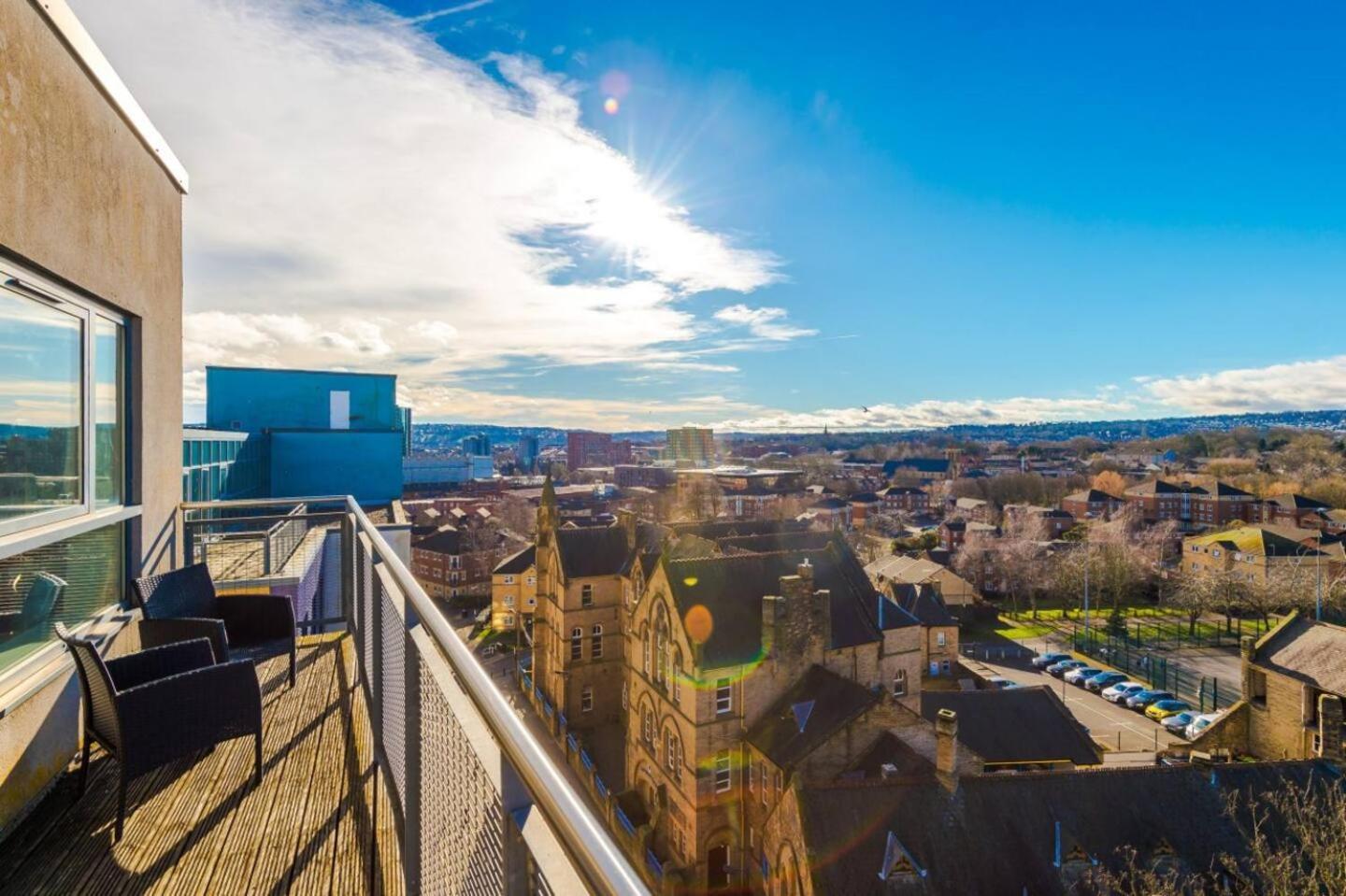 Apartment High-spec Penthouse Free Parking Space Sheffield