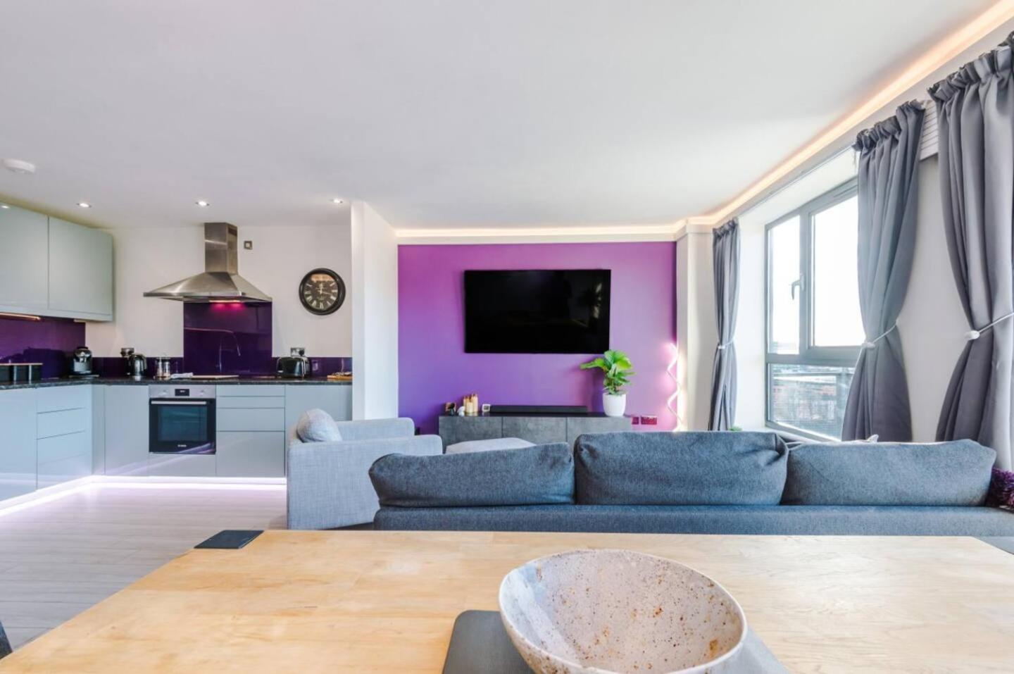 Apartment High-spec Penthouse Free Parking Space *
