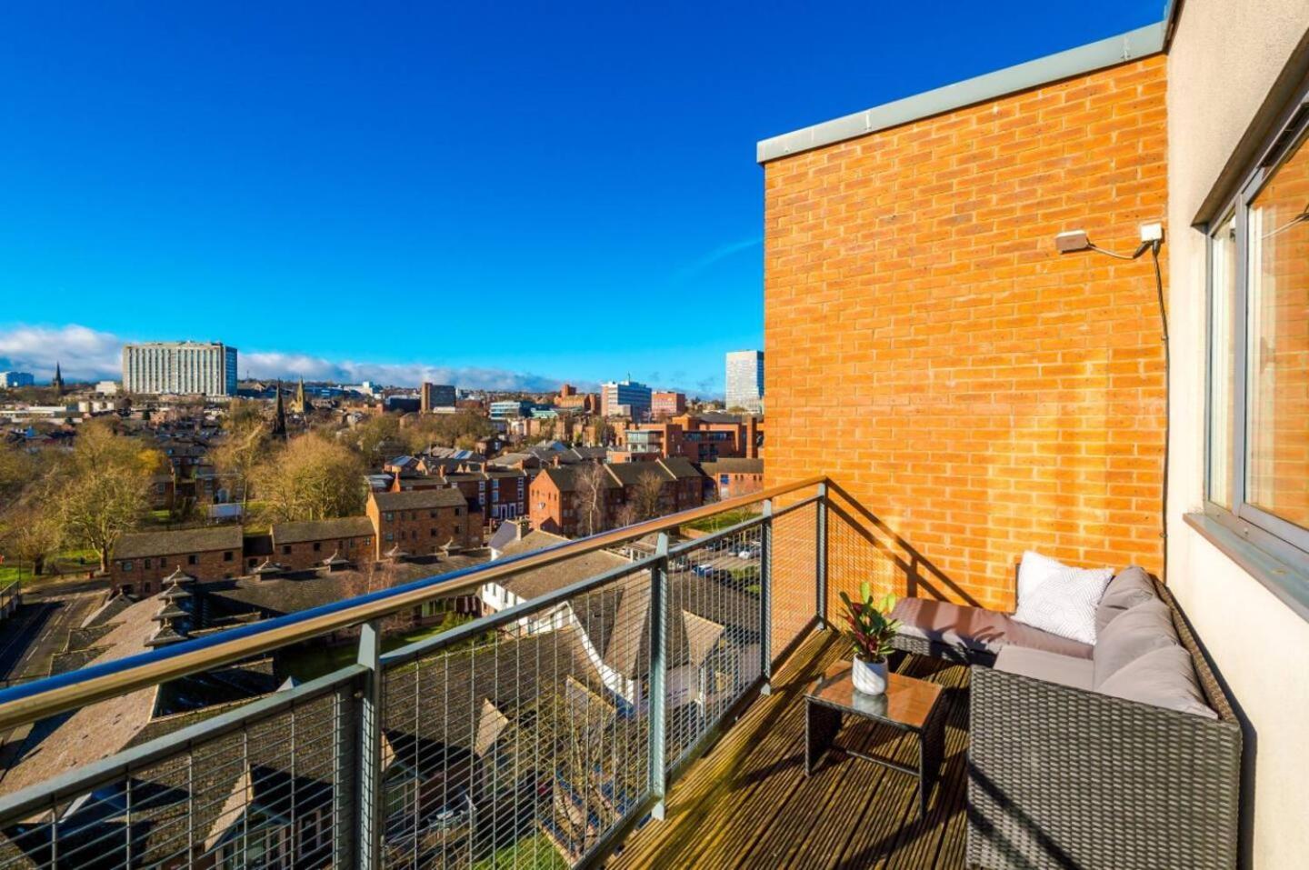 High-spec Penthouse Free Parking Space Sheffield
