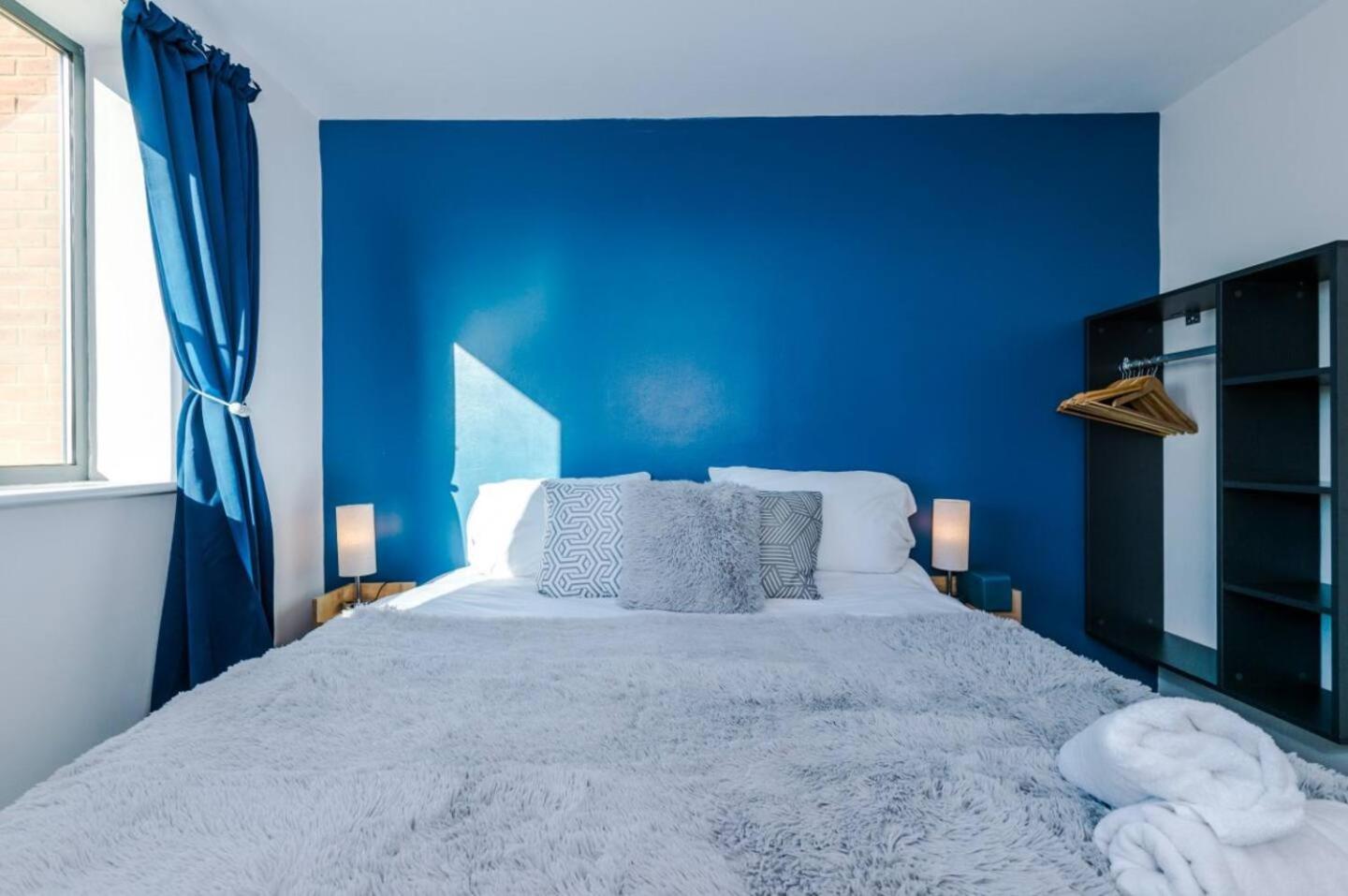 High-spec Penthouse Free Parking Space * Sheffield
