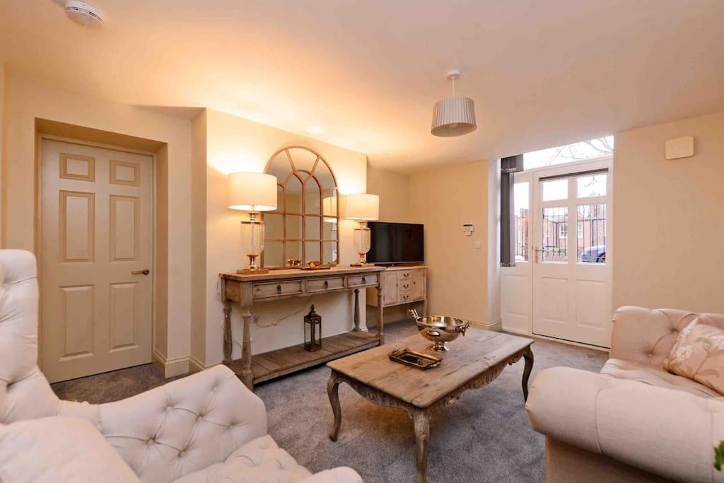 Ranmoor Serviced At Glossop Road - The Brunswick *