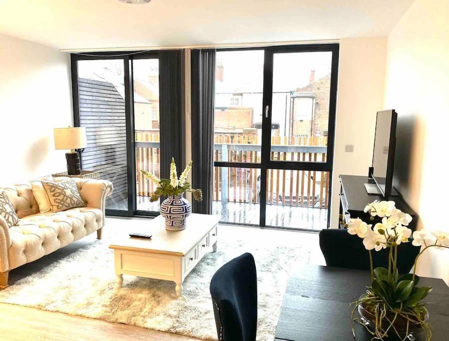 Apartment Ranmoor Serviced At Wilkinson Lane - The Sandford *