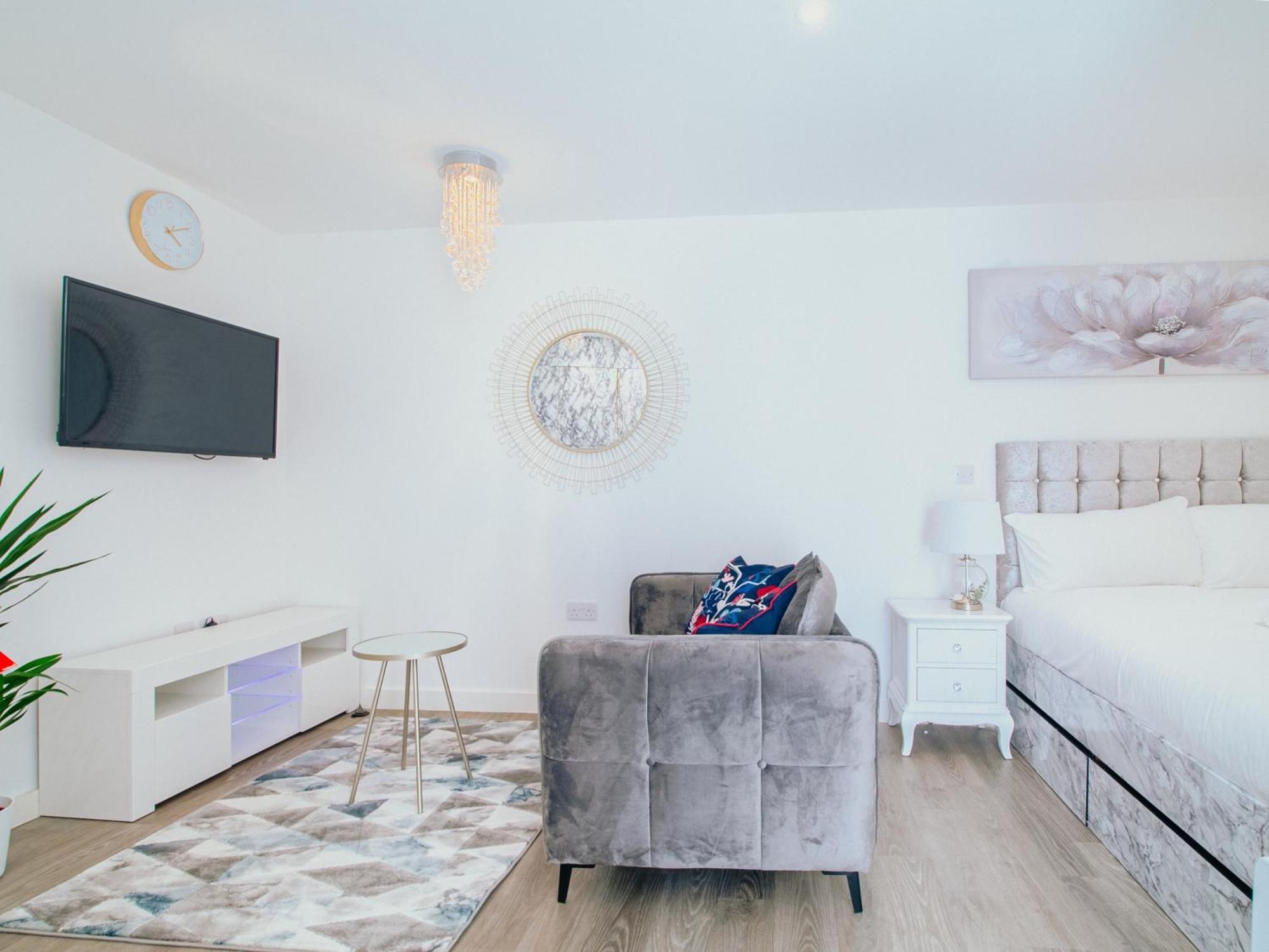 Apartment Retreat *