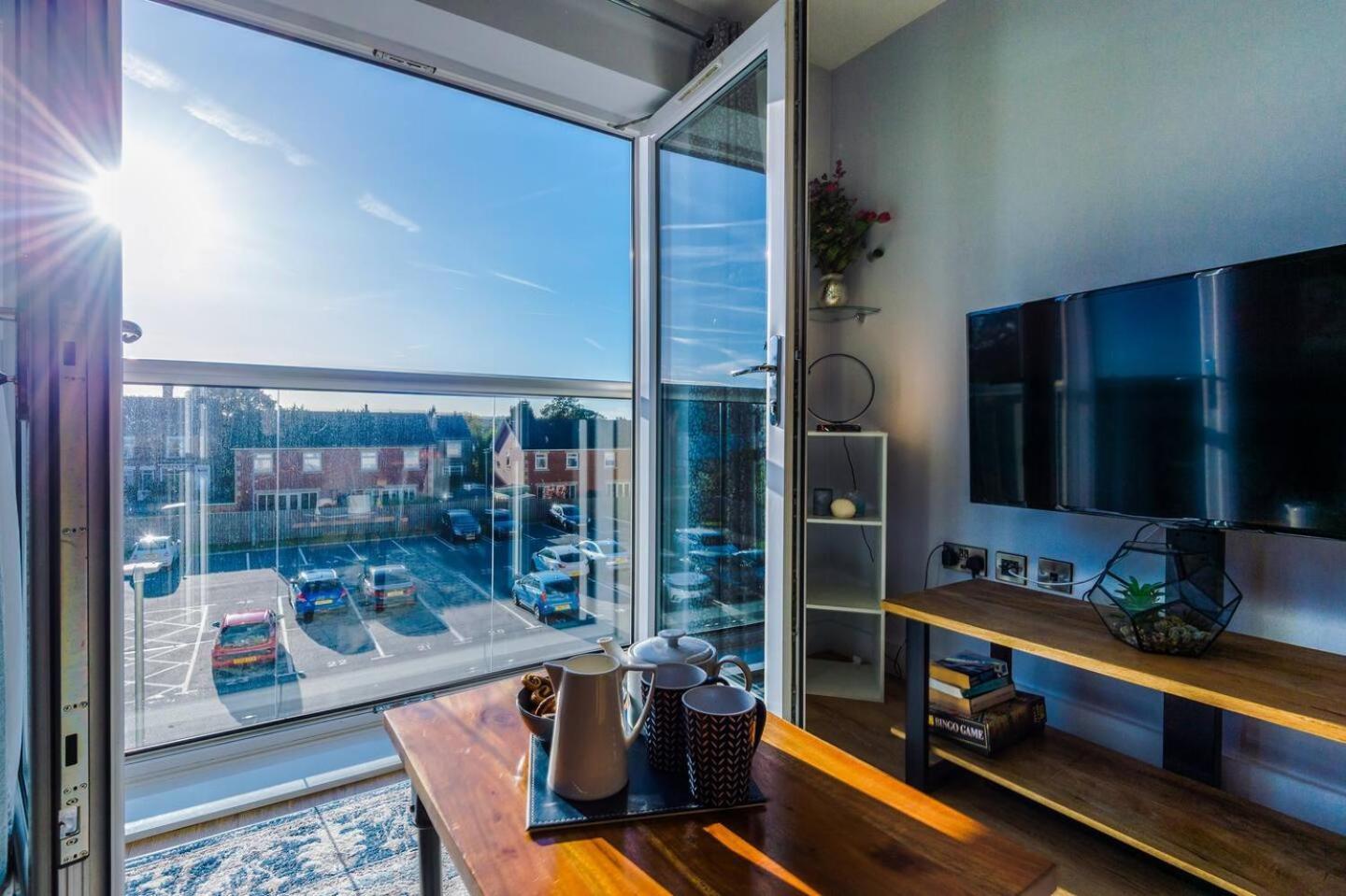 Apartment Stunning 2bedroom 2bathroom With Parking Space Sheffield