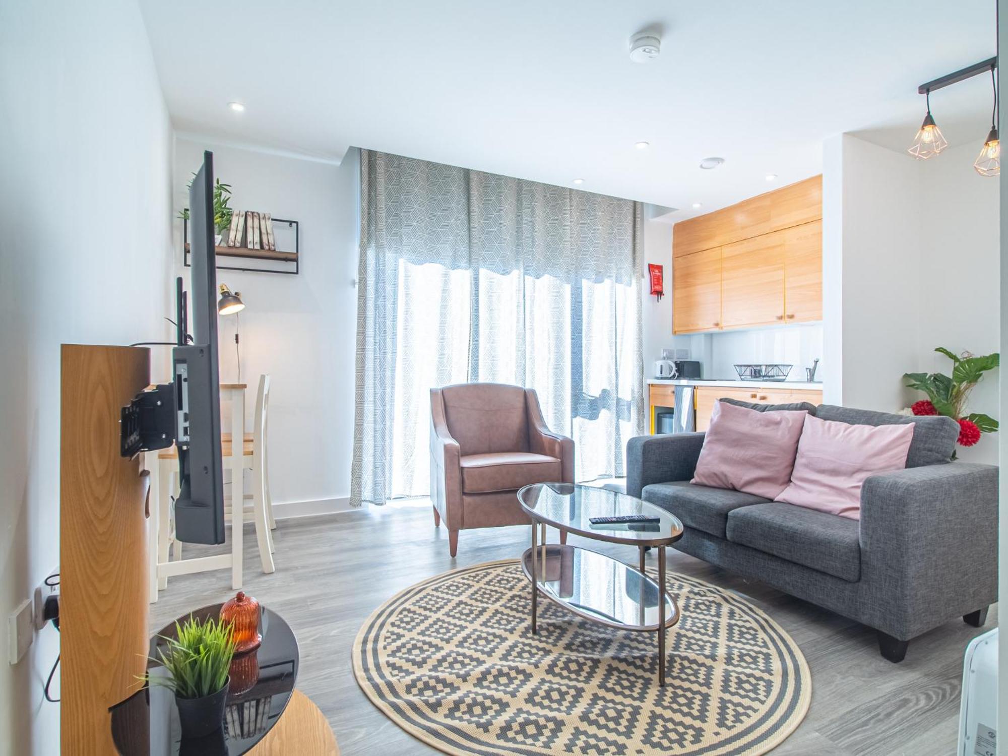 Cozy Urban Escape In Apartment Sheffield