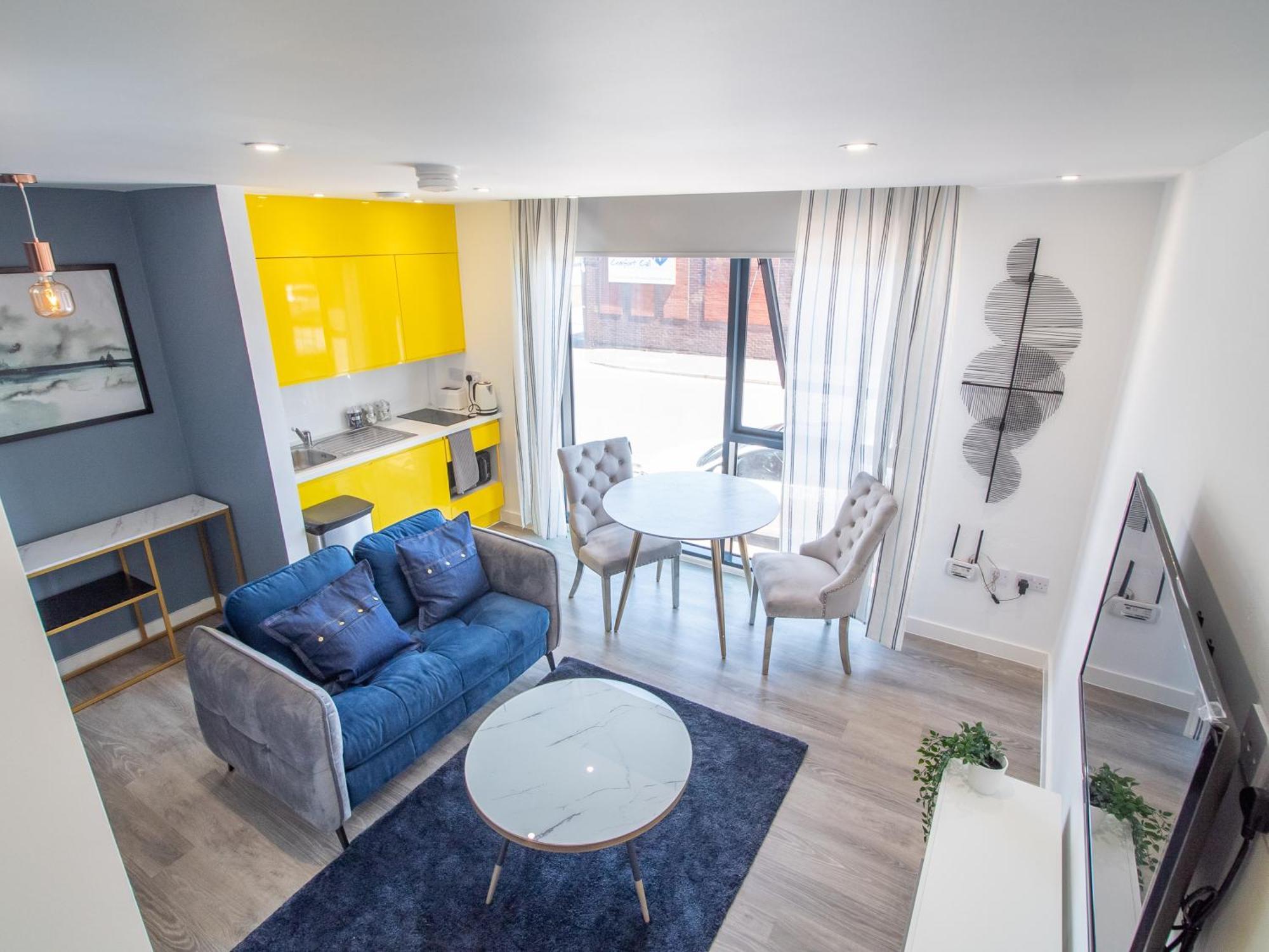 Deluxe By Centre Sheffield