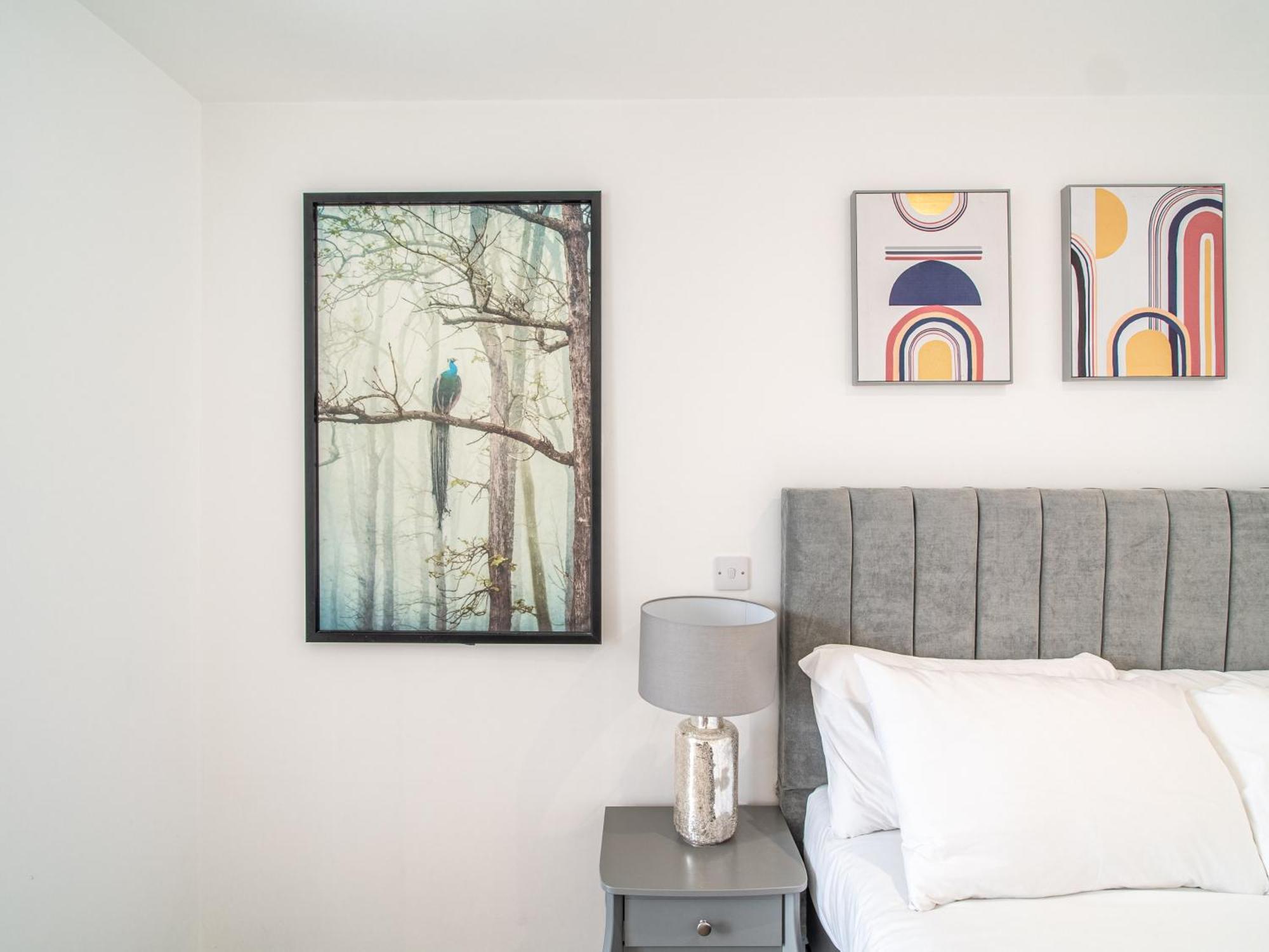 Immaculate In Apartment