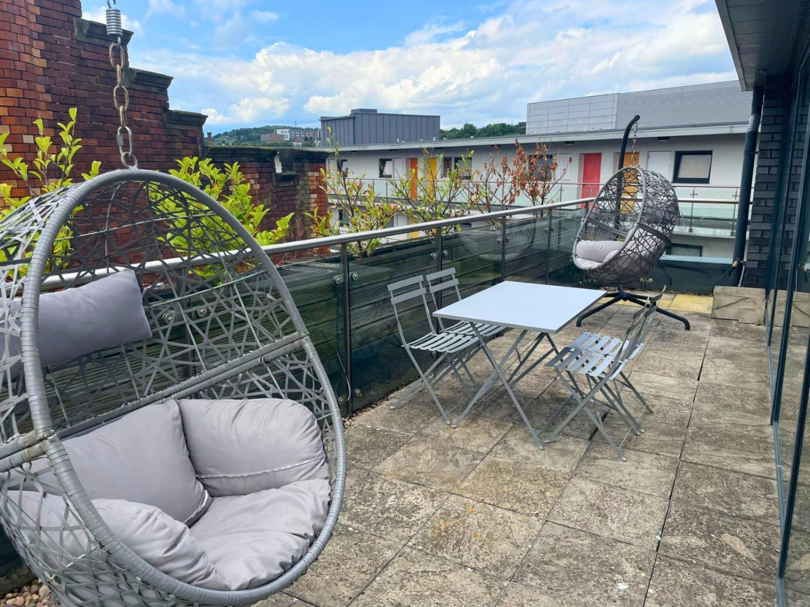 Angels - Blonk Street Luxury Apartment Sheffield