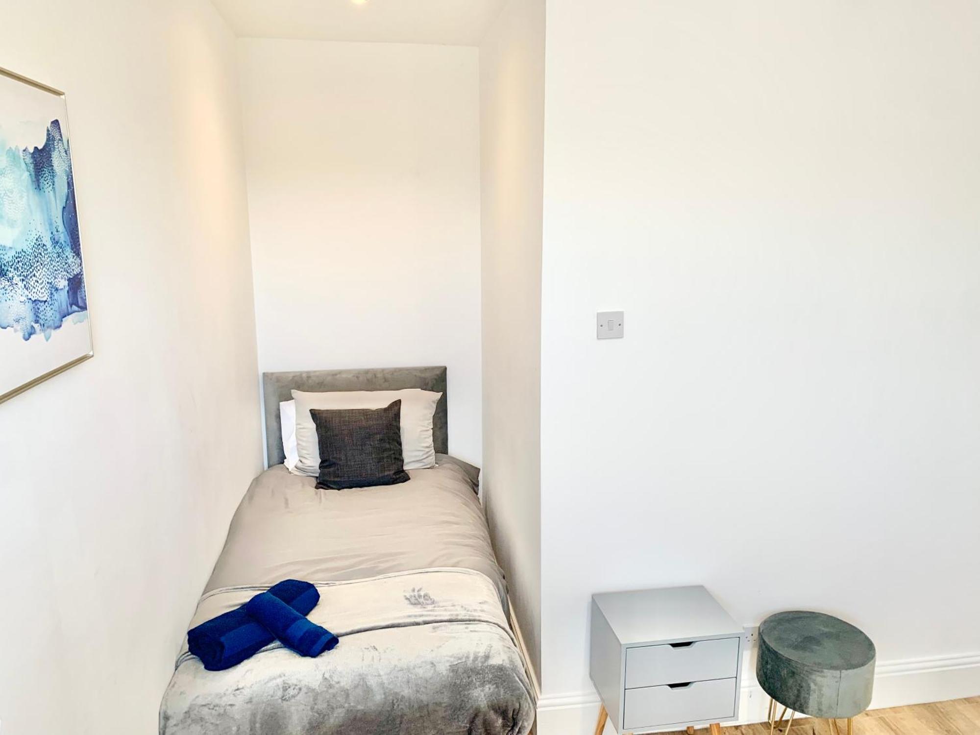 Urba Luxury 3 Bed * Sheffield
