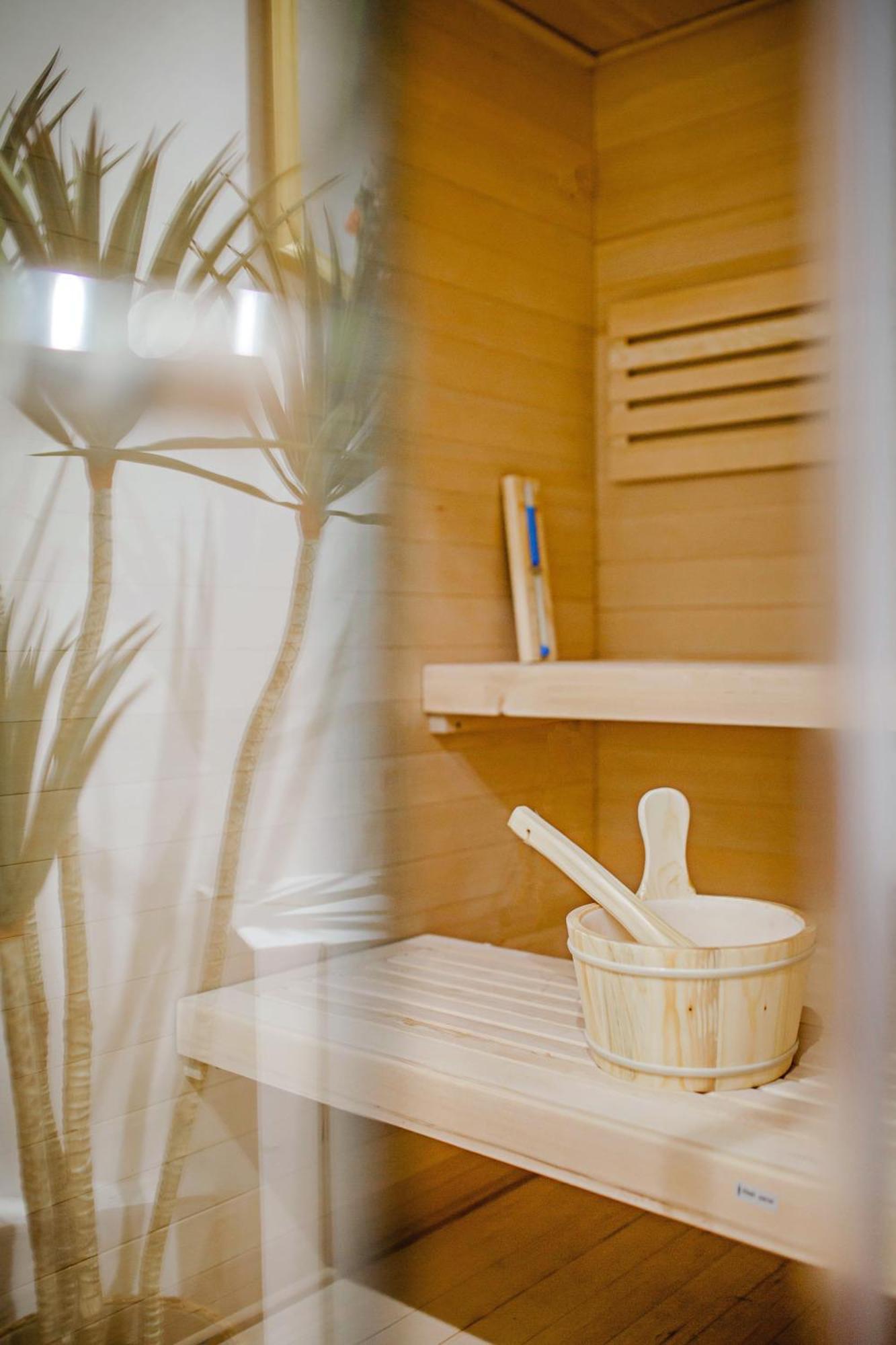 Modern Luxury With Hot Tub Sauna 11ppl *