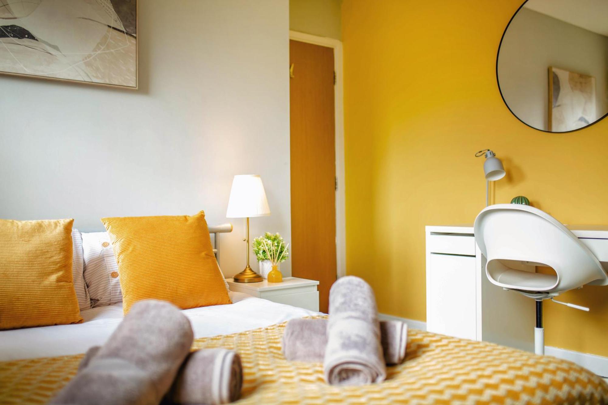The Banana Loft Retreat 6ppl Sheffield