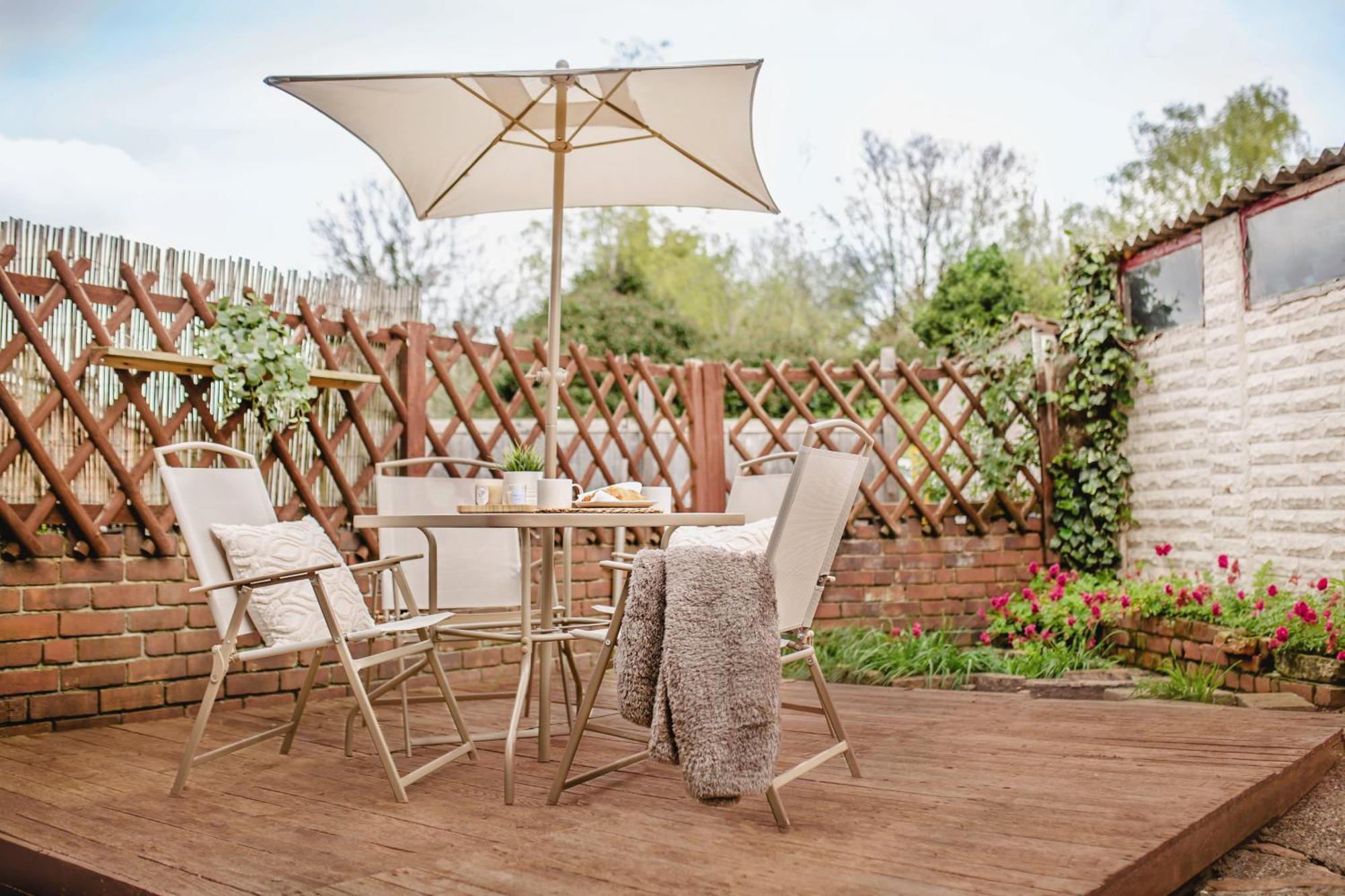 Serene Boho Retreat: White Oak Charm House 7ppl Holiday home Sheffield